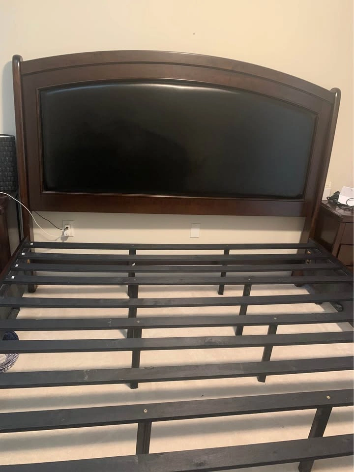 King Size Bed with Mattress - photo 5