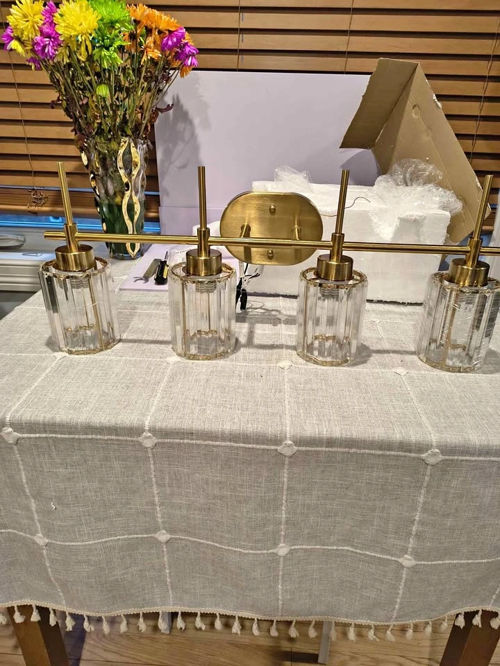 4-Light Gold Bathroom Light Fixtures Over Mirror