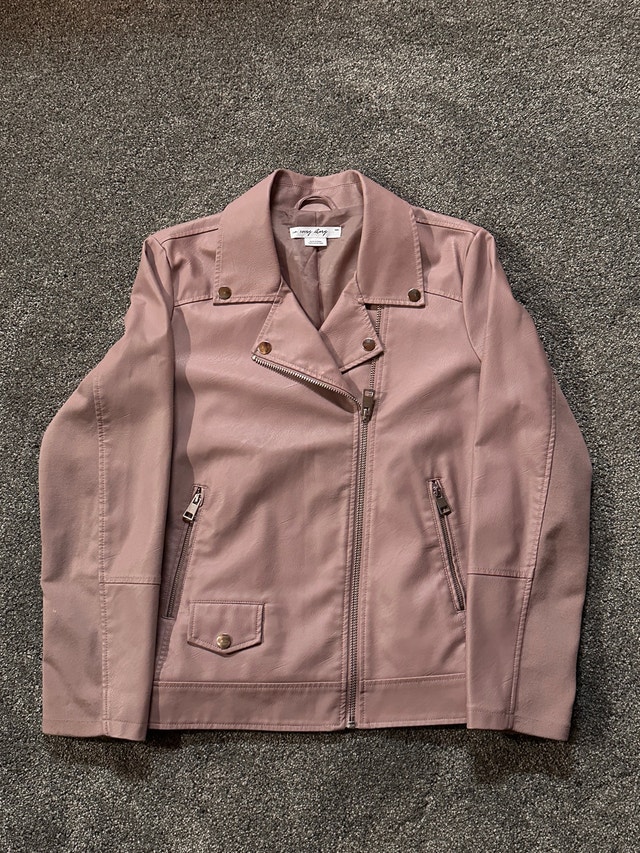 Woman’s pink leather jacket size L to XL - photo 3