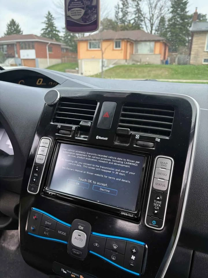2014 Nissan Leaf - photo 3