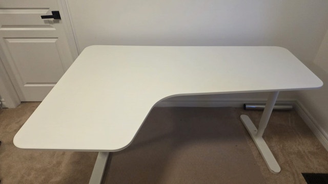 IKEA Bekant L-Shaped Desk - photo 2