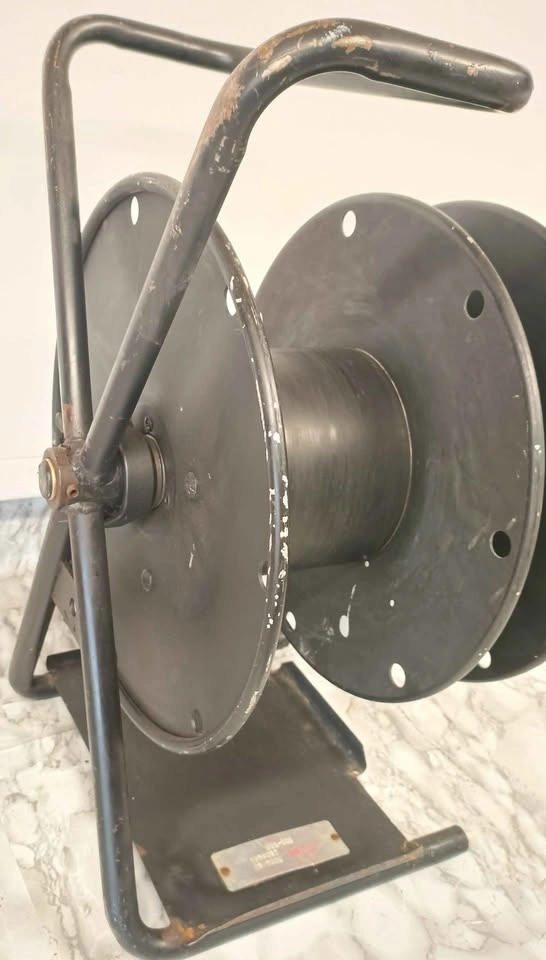 Hannay Reels AVX-100 Portable Cable Reel - photo 3