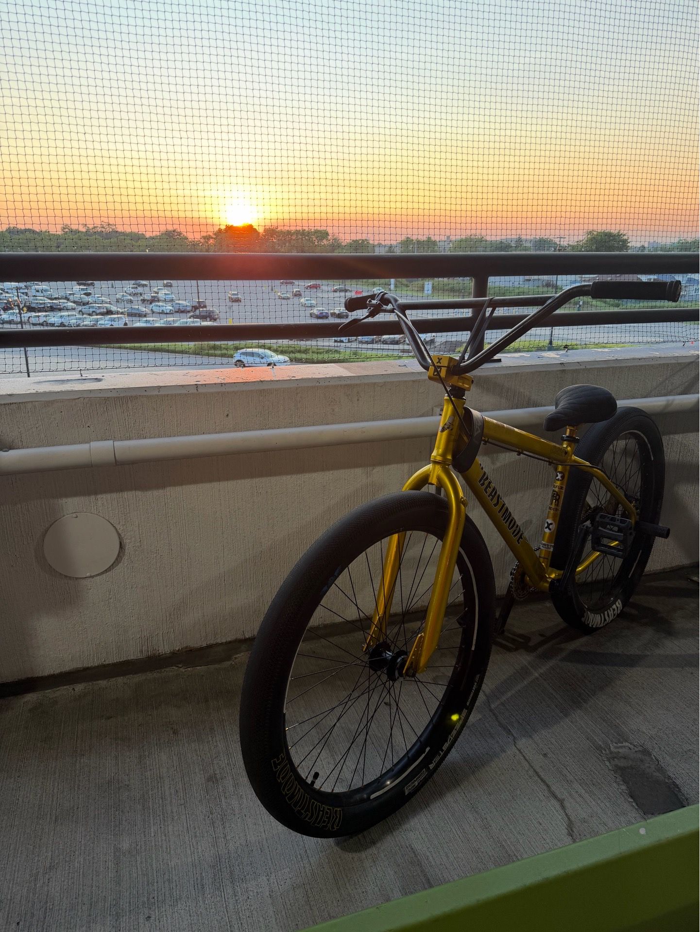 GOLD BEASTMODE 27.5 FOR LOW