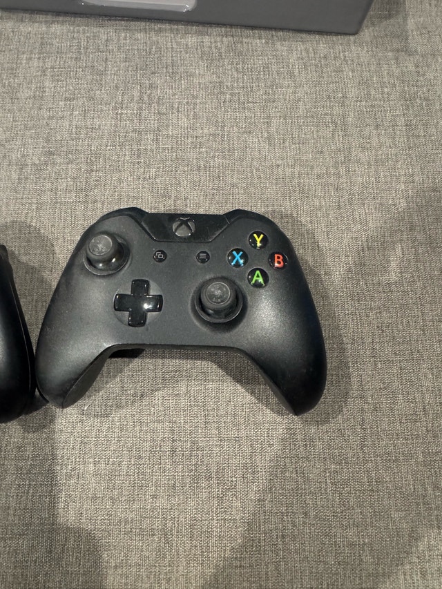 Microsoft Xbox Wireless Controller - photo 3
