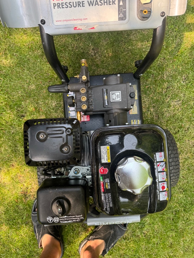 Simpson Professional Pressure Washer 3300 PSI - photo 5