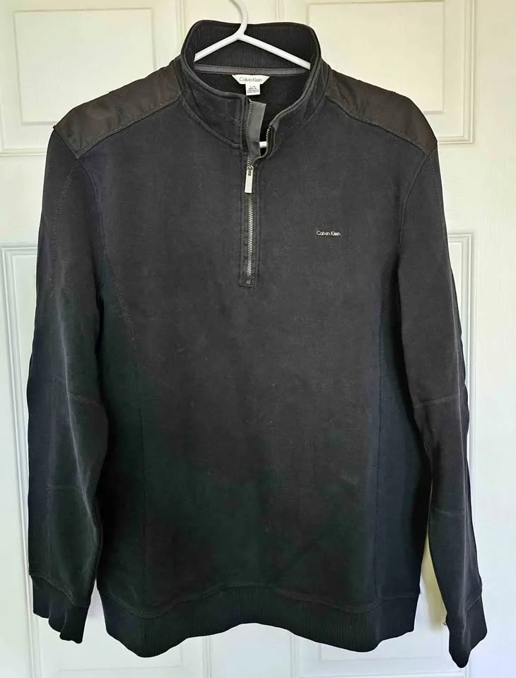 Calvin Klein Men's 1/4 Zip Cotton-Blend Fleece Pullover - Size L