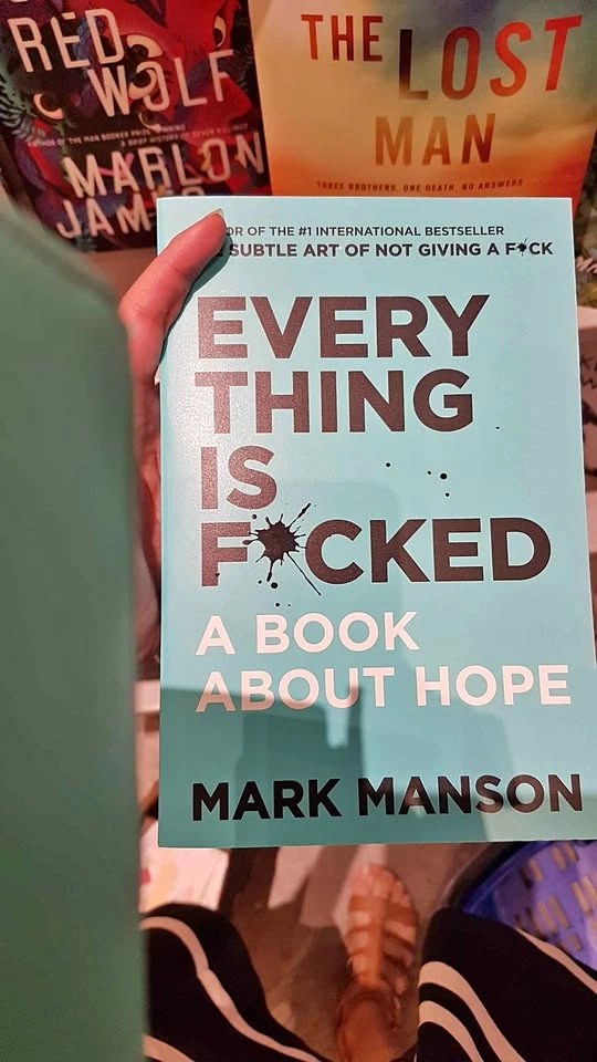 Mark Manson Book Bundle: The Subtle Art and Everything is F*cked