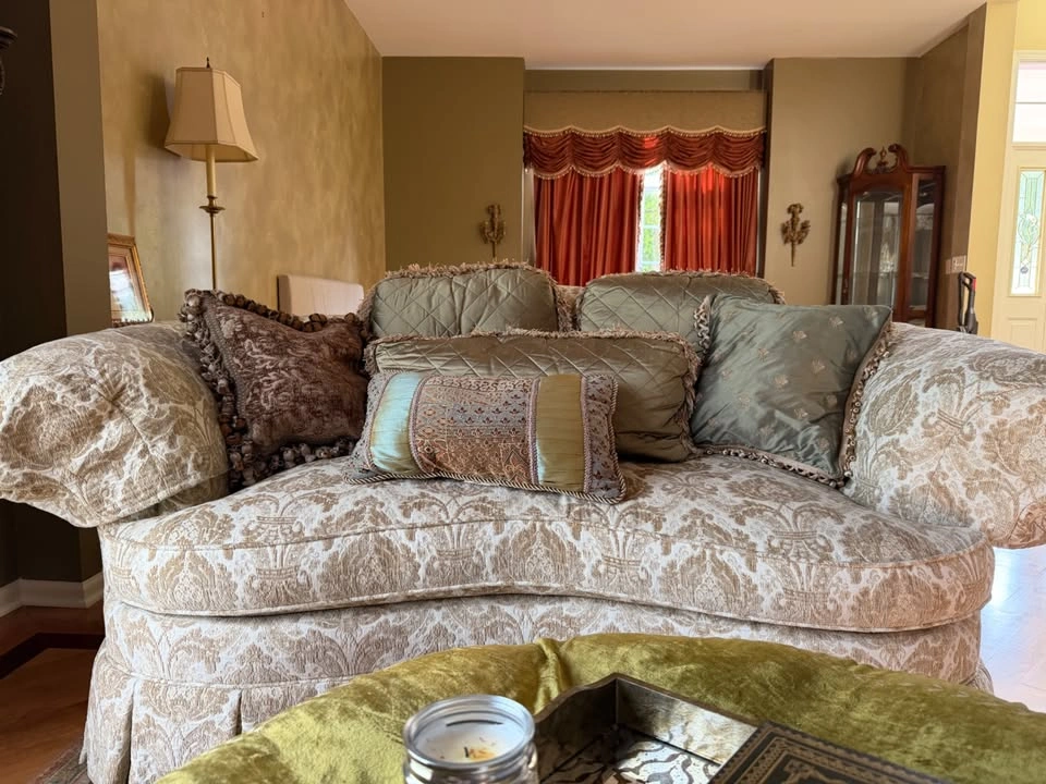 Taylor King Living Room Set: 2 Damask Sofas & Leather Ottoman - photo 2
