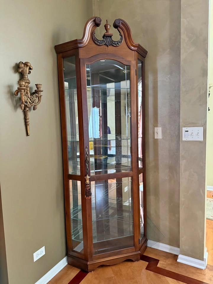 Lighted Corner Curio / Display Cabinet – Cherry Finish, Traditio