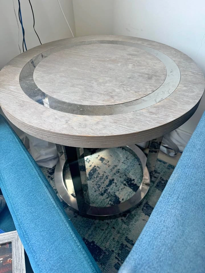 End table