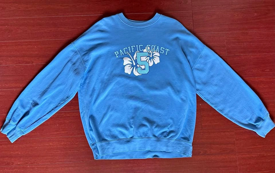 Boathouse Harlow blue sweatshirt medium