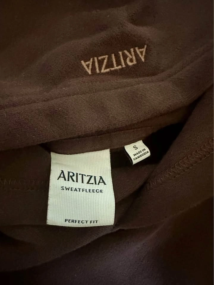 Aritzia Sweatfleece Perfect Hoodie - photo 2