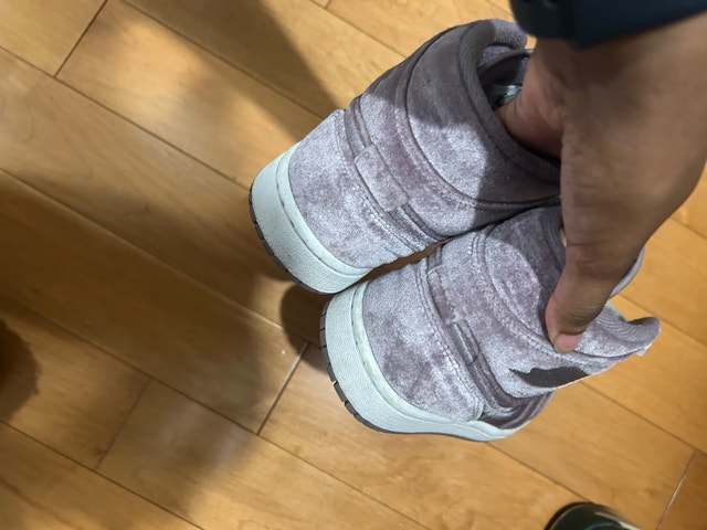 Nike Air Jordan 1 Mid Velvet Shoes