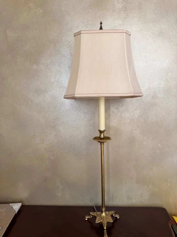 Pair of Tall Brass Buffet Lamps – Traditional Candlestick Style - photo 2