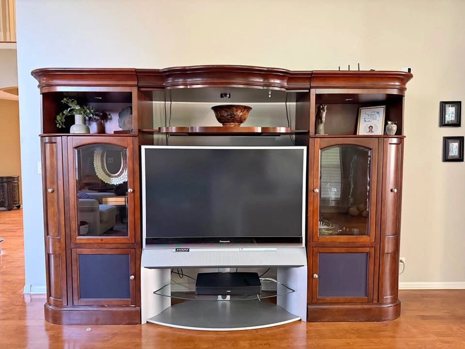 Riverside Ascot Entertainment Unit - Cherry (TV Included)