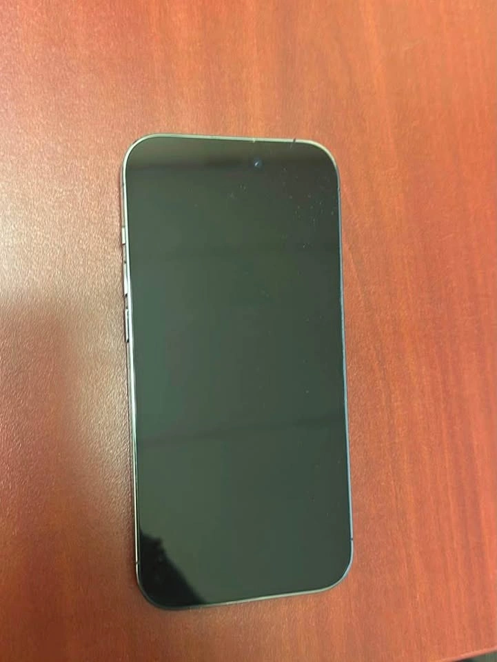 Apple iPhone 14 Pro - photo 2