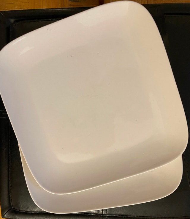 Set of 2 CasaModema Square Ceramic Dinner Plates