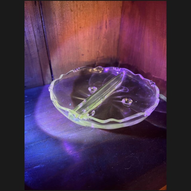 Heisey Waverly 2-Part Divided Footed Relish Dish - photo 3