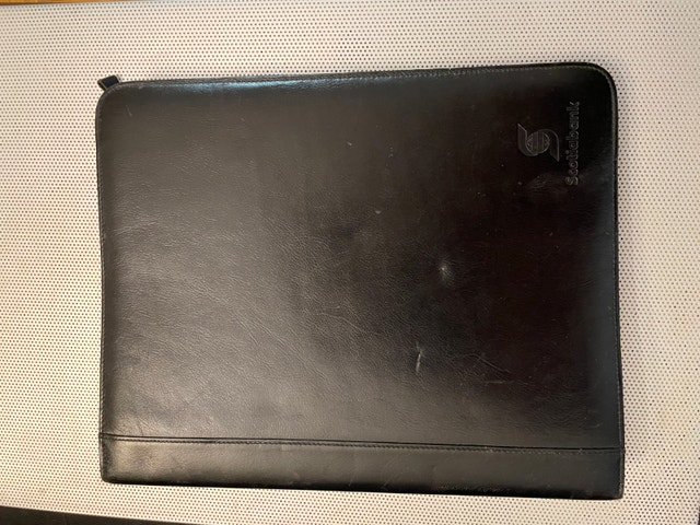 Scotiabank Leather 3-Ring Binder Padfolio - photo 2
