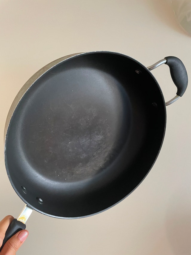 Deep 5-Quart Non-Stick Saute Pan with Lid - Cookware - photo 2