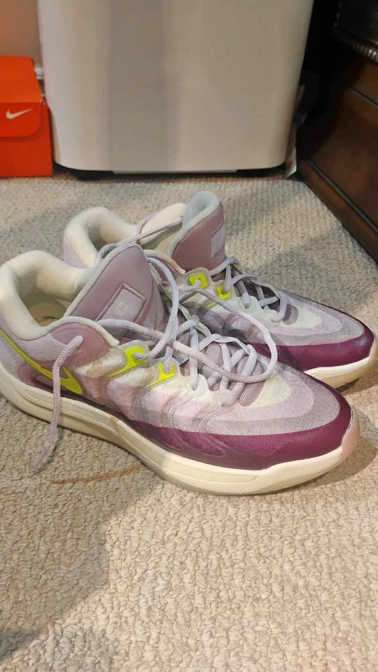 Nike KD17 Basketball Shoes Size 8