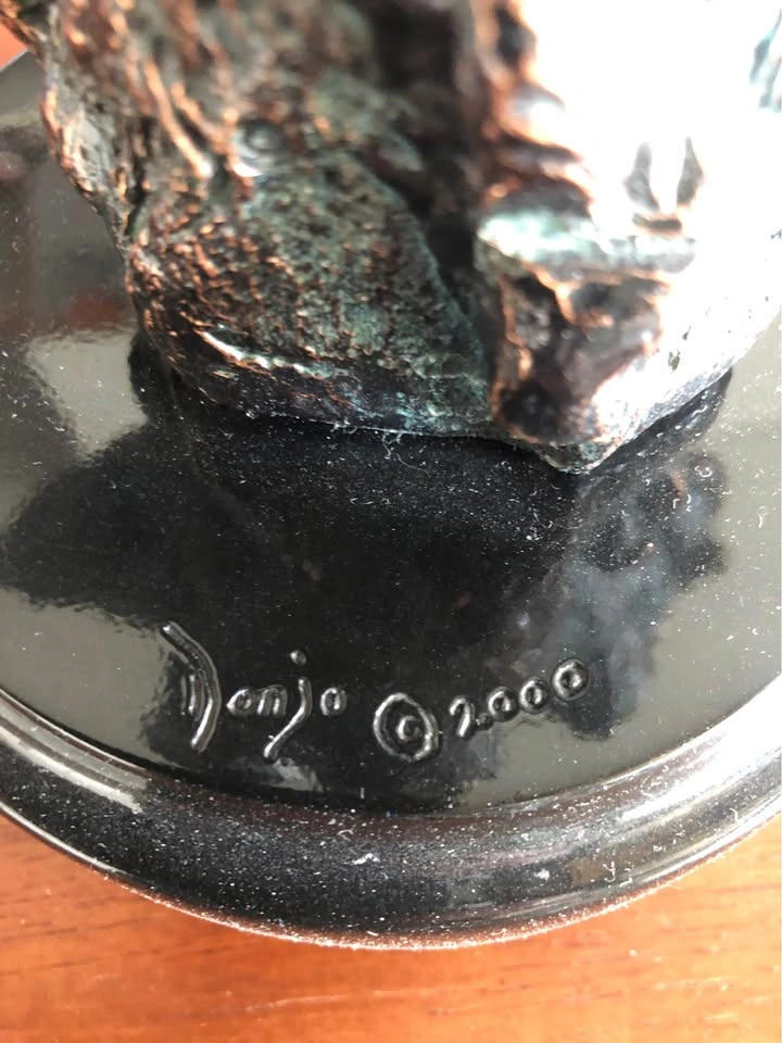 Donjo 2000 Otter Bronze Sculpture - photo 3