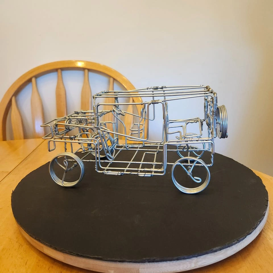 Hand Crafted Wire Land Rover, Jeep - photo 3
