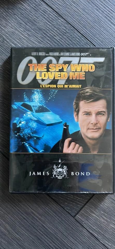 James Bond 007 Ultimate Edition DVD Collection - 6 Movies - photo 5