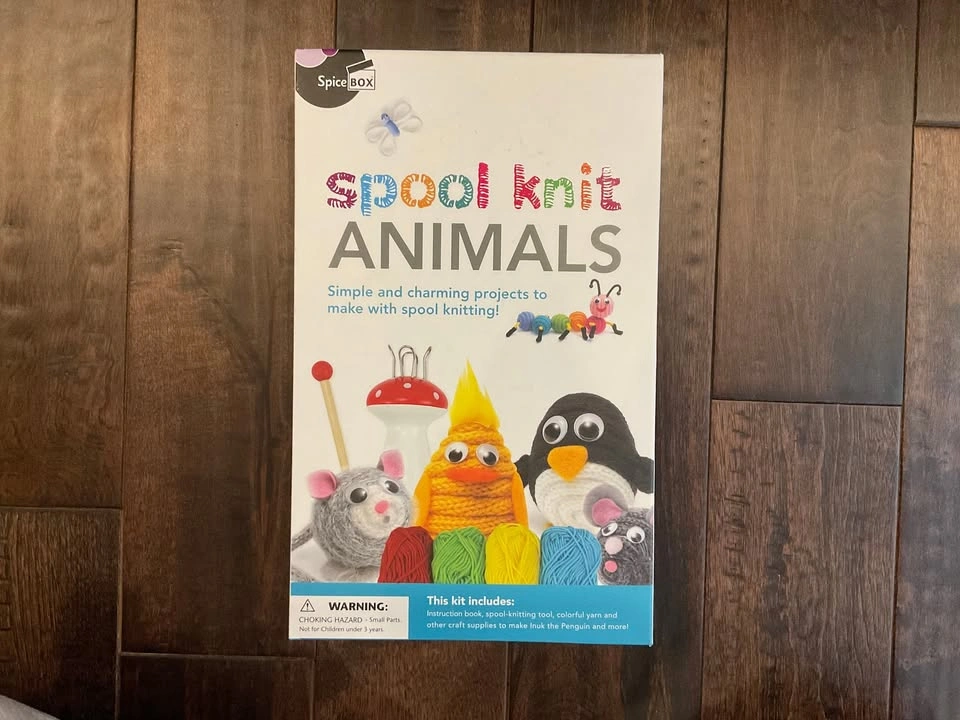 3 New Kids’ Activity Kits – Singer Sewing, Knitting & STEM Rocke - photo 2