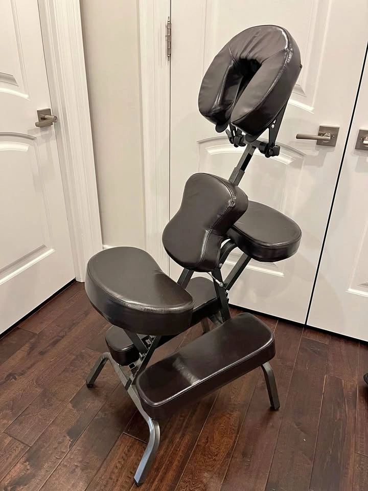 Master Portable Massage Chair with Carry Case – Like New