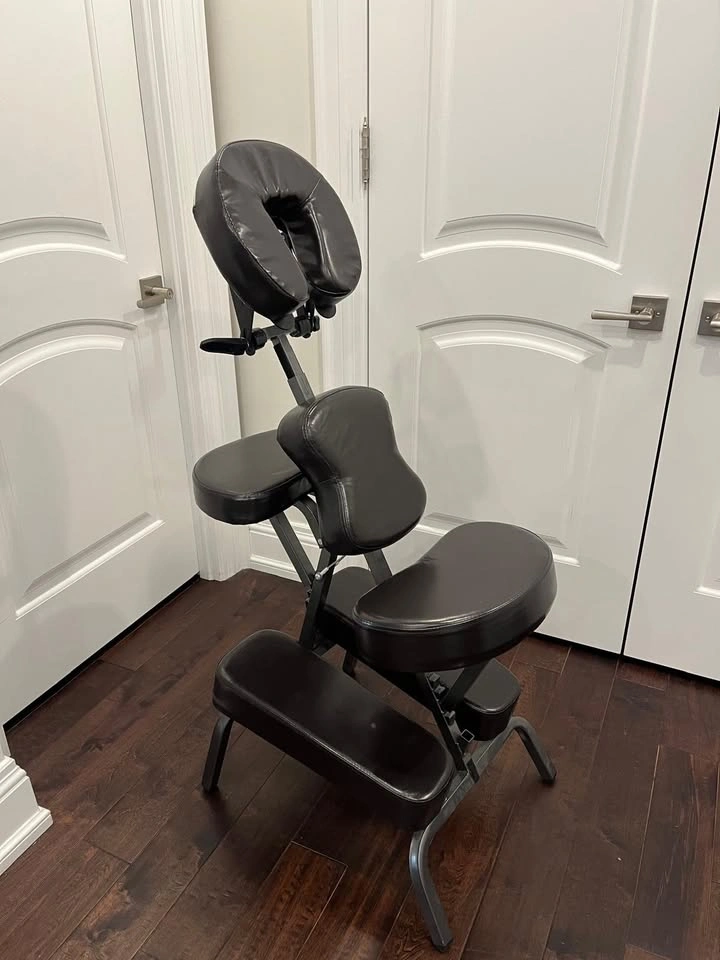 Master Portable Massage Chair with Carry Case – Like New - photo 2