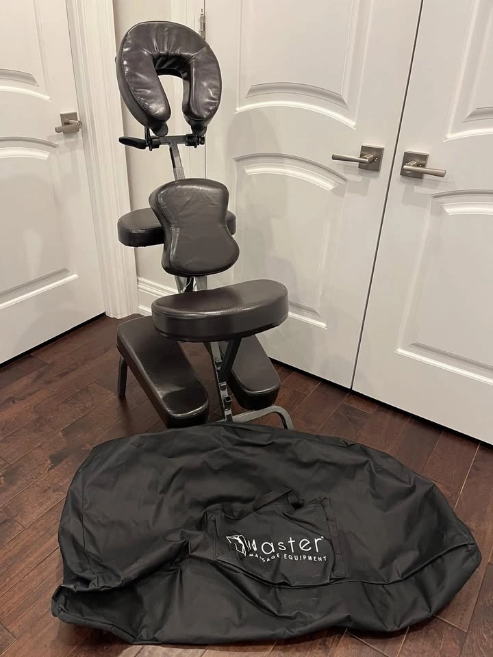 Master Portable Massage Chair with Carry Case – Like New - photo 3