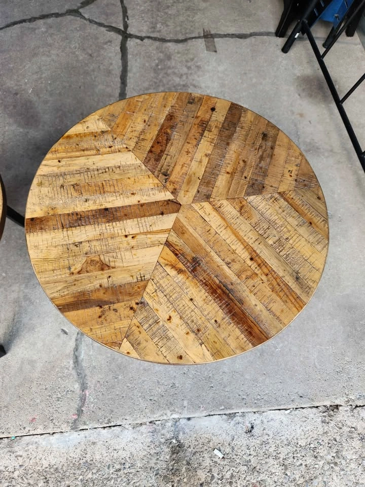 🇨🇦  2 Side tables - 40$ for both - photo 5