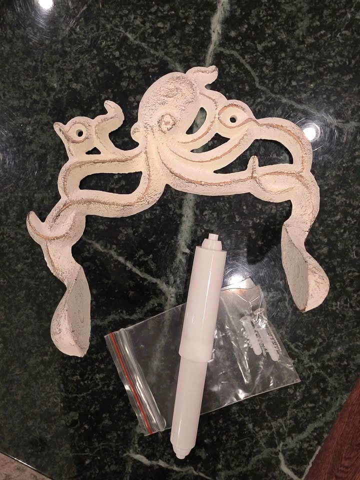 Whimsical nautical bathroom decor - octopus/kraken cast iron toi - photo 4