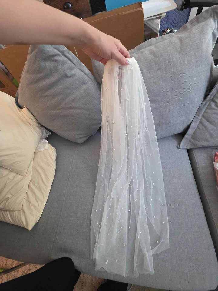 Wedding items - mother of the bride, groom, bride, veils - photo 4