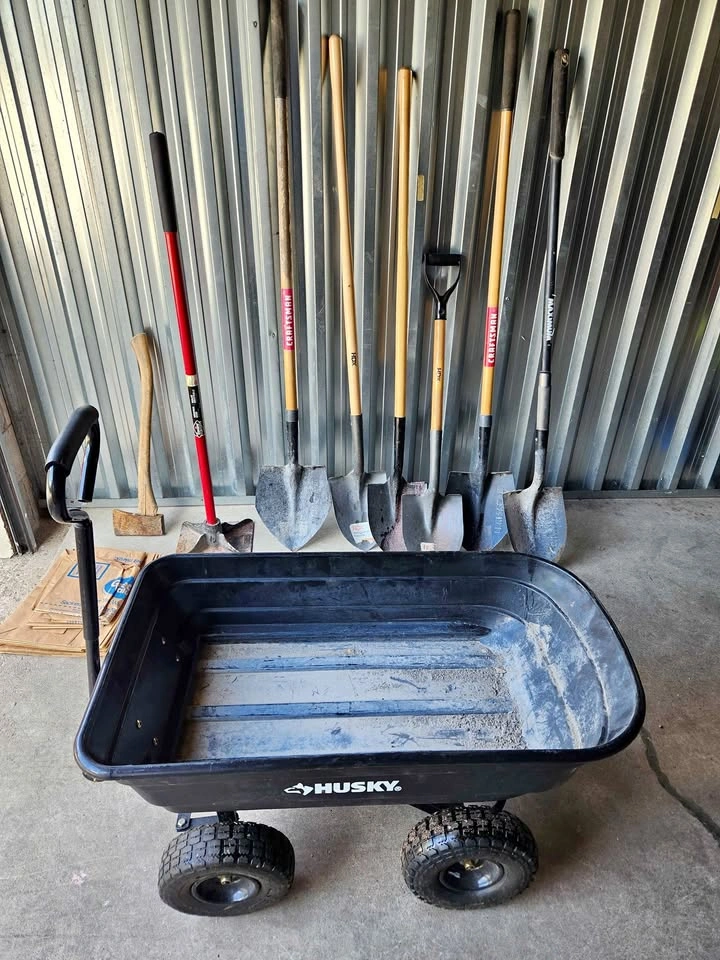 🇨🇦  Gardening and landscaping tools