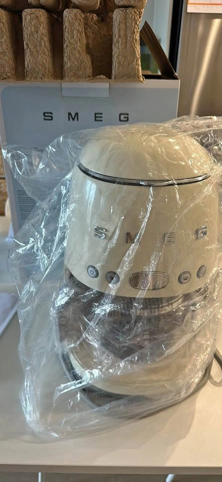 Smeg Drip Filter Coffee Machine