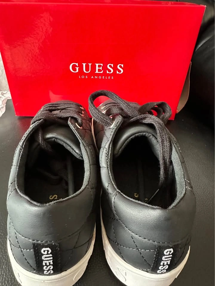 Guess Skyler Quilted Sneakers Size 8.5M - photo 4