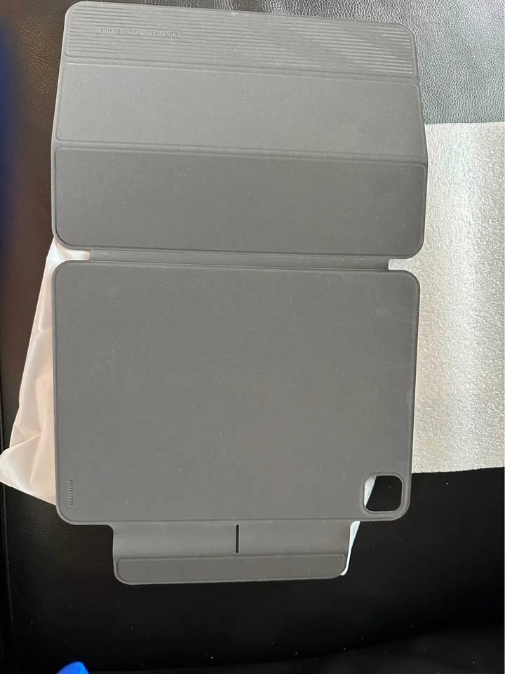 ESR Rebound Magnetic Case for iPad Pro 11-inch - photo 3
