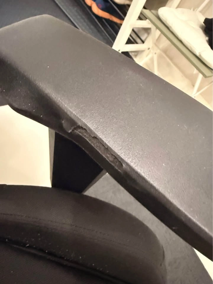 AKRacing Gaming Chair - photo 3