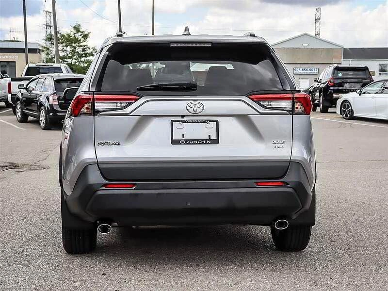 2024 Toyota RAV4 XLE - photo 4