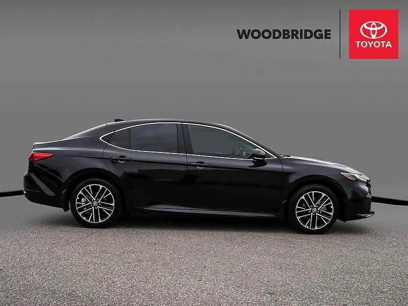 2025 Toyota Camry Hybrid XLE AWD - photo 3