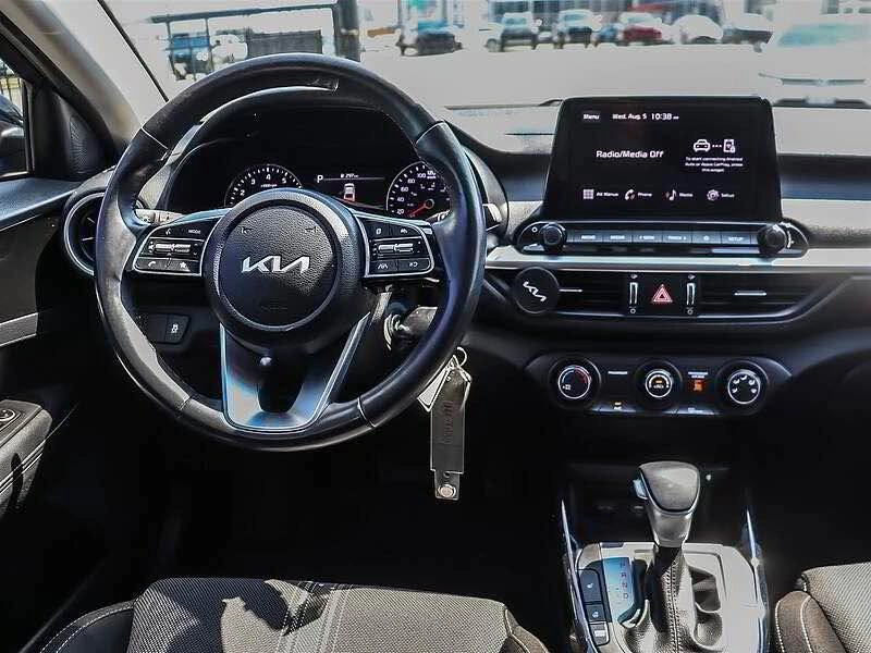2023 Kia Forte GT-Line - photo 4