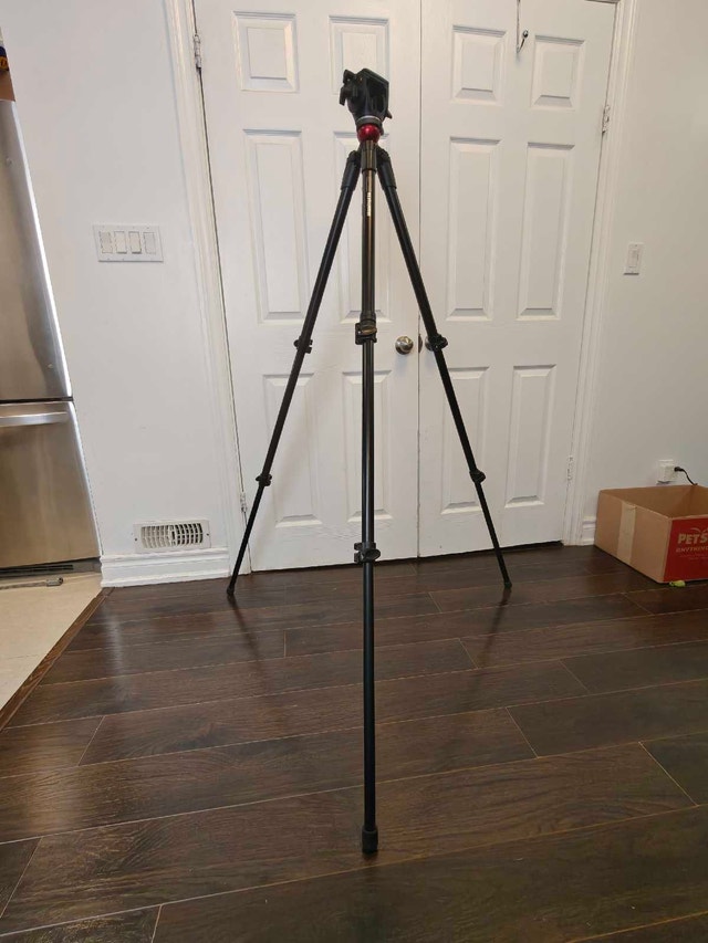 Manfrotto Tripod - photo 4