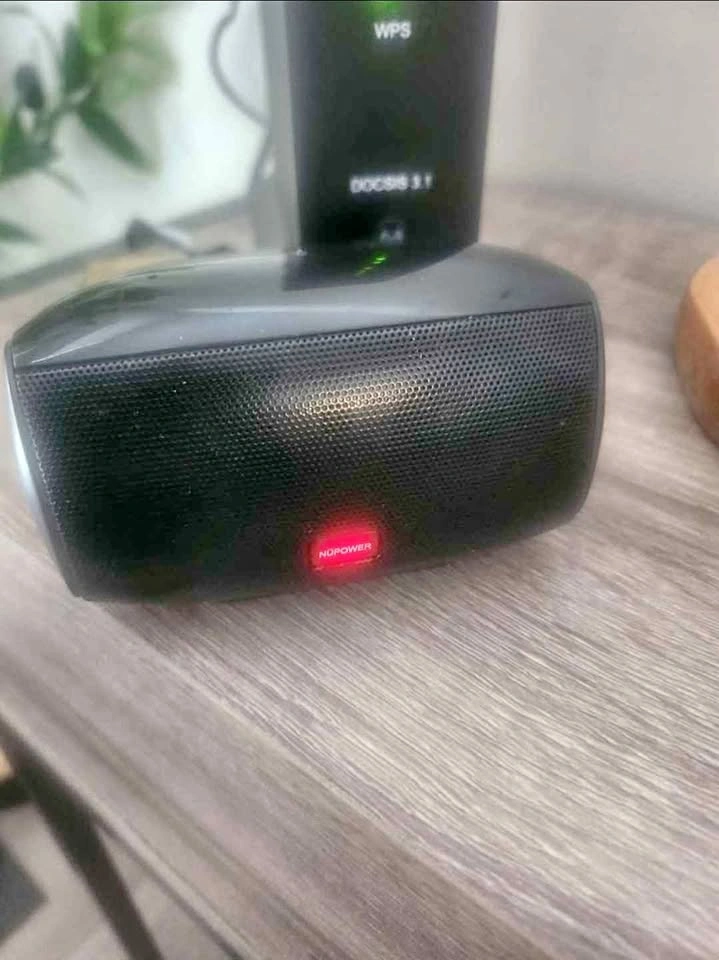 Nurock Bluetooth Speaker