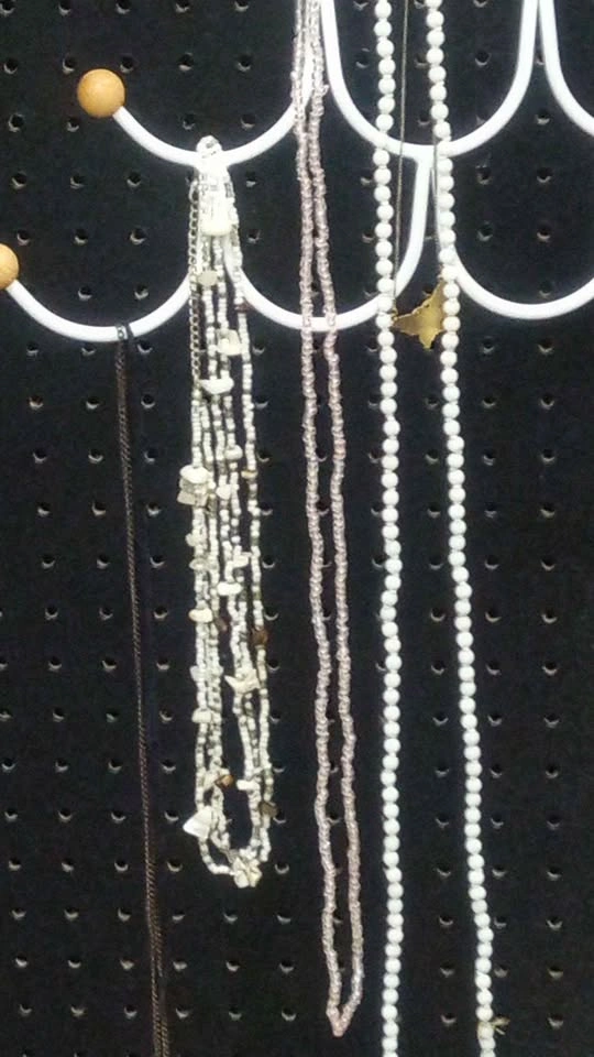 Vintage Jewelry Lot - photo 5