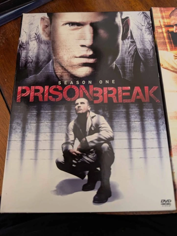Prison break DVD season 1-3 - photo 2
