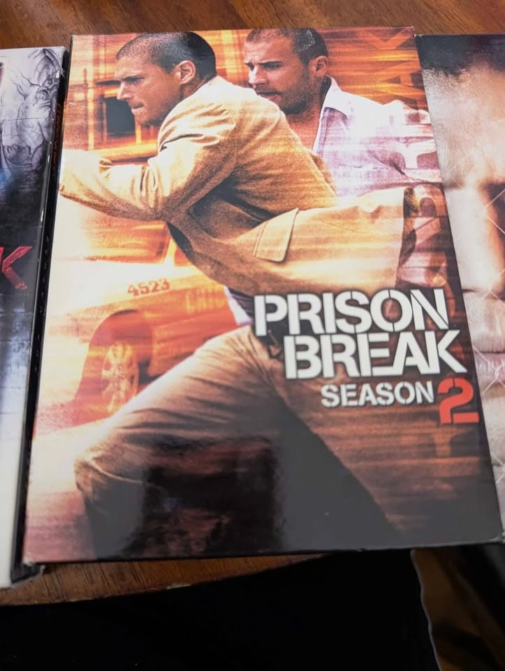 Prison break DVD season 1-3 - photo 3