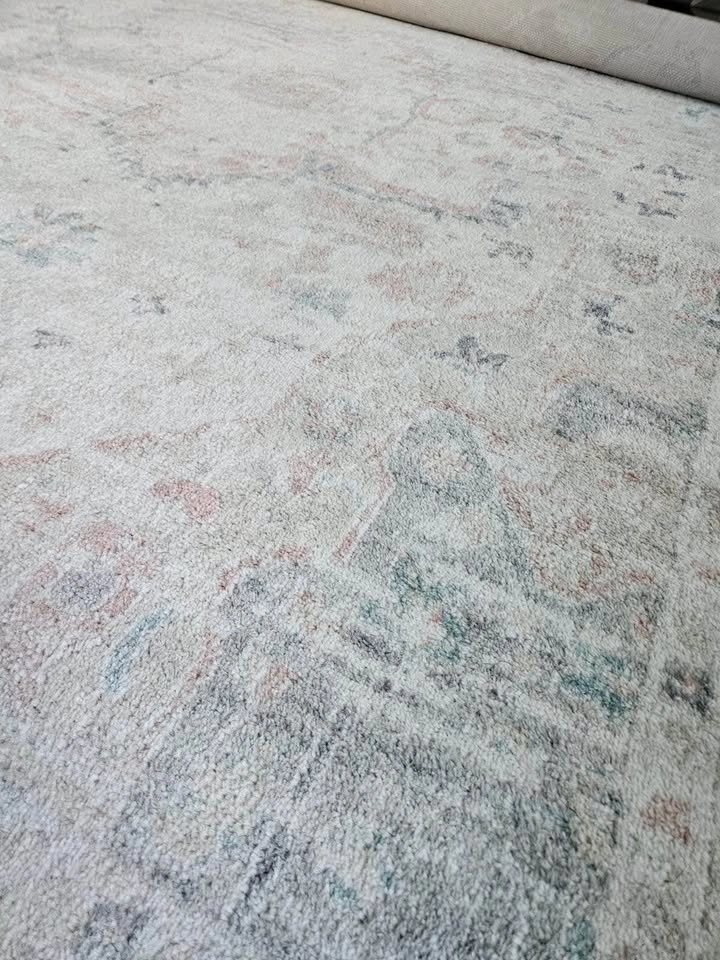 7x10 heavy Rolled Area Rug / Moving sale - photo 4