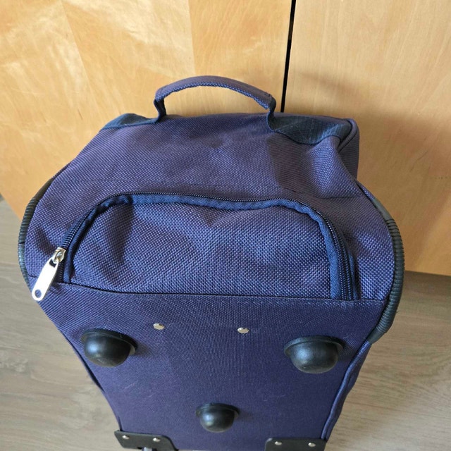 Duffle Bag w/Wheels - photo 3